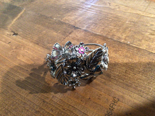 Flower Butterfly/clasp bracelet