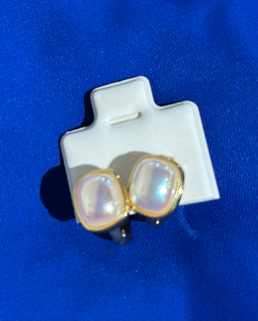 Simple Pearl Huggies