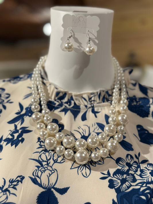 Pearl Necklace & Earring Set