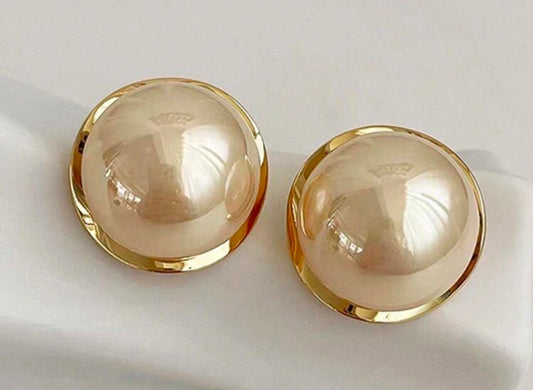 Geometric Pearl Earrings