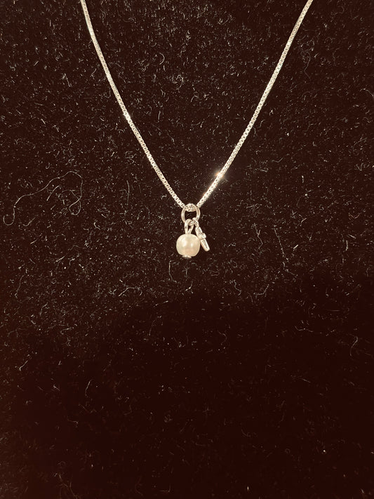 Tiny Girl Pearl W/Cross Necklace 14”