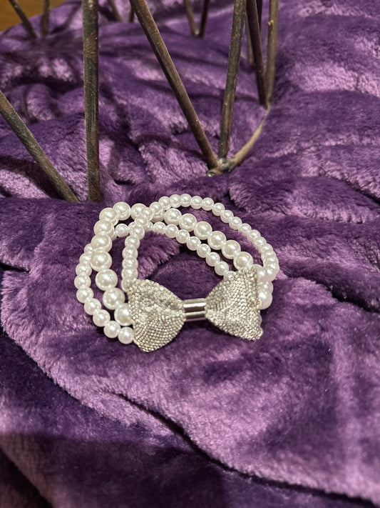 Silver Bow Pearl Bracelet